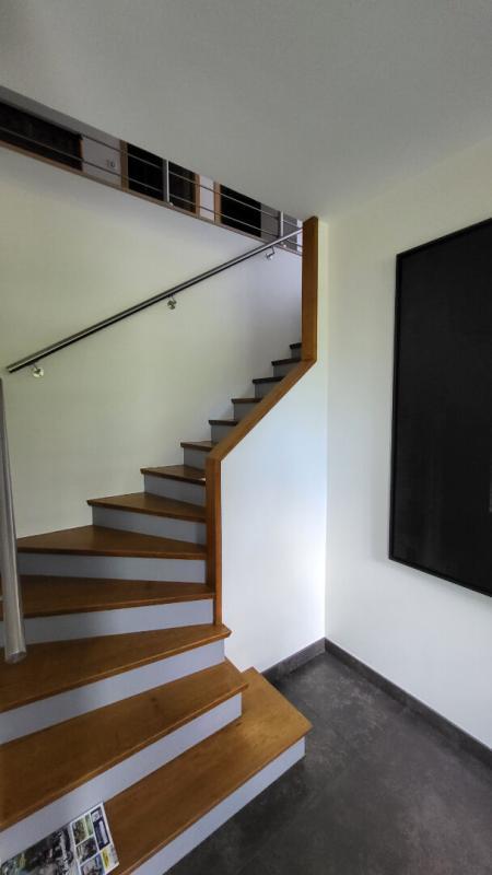 Maison - 300 m² - 8 pièces