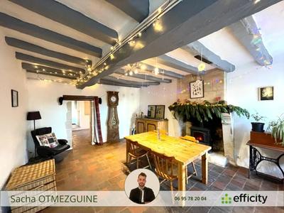 Maison - 240 m² - 7 pièces