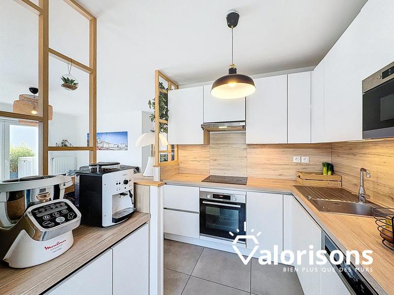 Appartement - 80 m² - 4 pièces