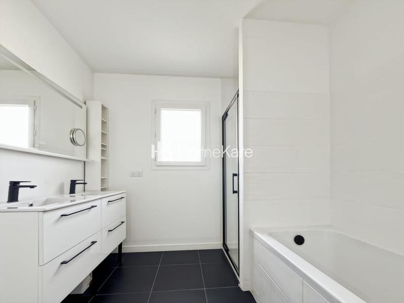 Maison - 102 m² - 5 pièces