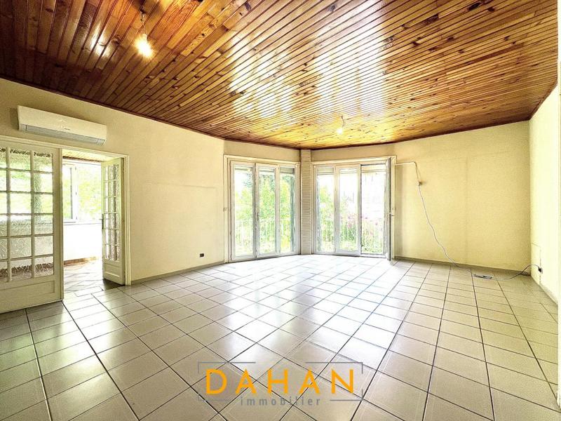 Appartement - 100 m² - 4 pièces