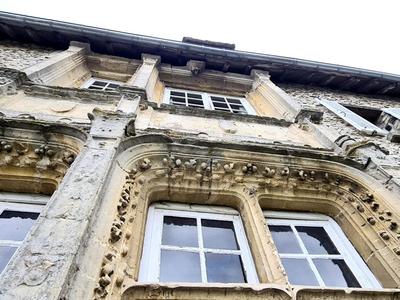 Maison - 420 m² - 12 pièces