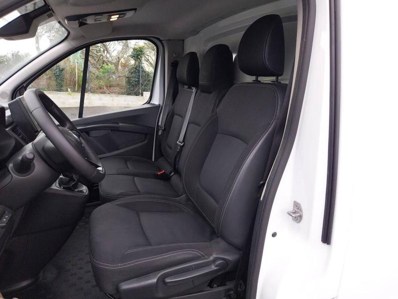 Renault Trafic Fg Vul Fgn L2h2 3000 Kg Blue Dci 150 Grand Confort 4p