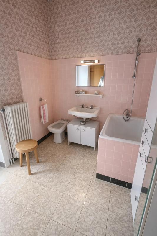 Maison - 211 m² - 8 pièces