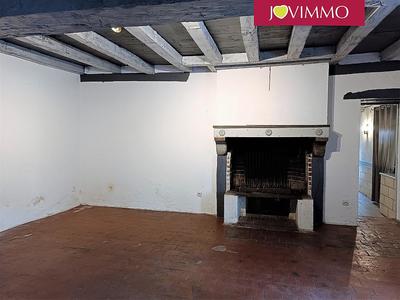 Maison - 725 m² - 28 pièces