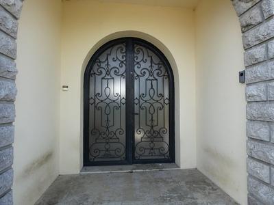 Villa - 144 m² - 8 pièces