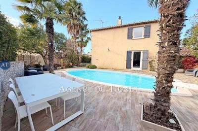 Maison - 105 m² - 6 pièces