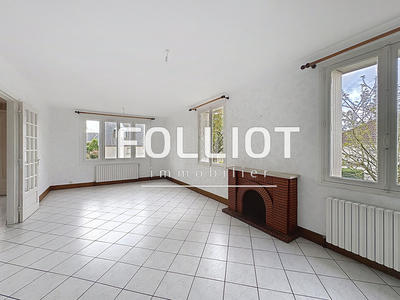 Maison - 109 m² - 5 pièces