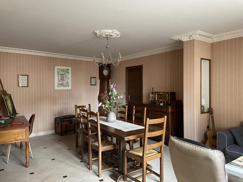 Maison - 159 m² - 8 pièces