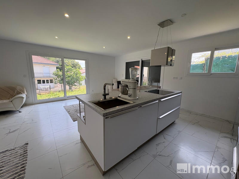 Maison contemporaine - 117 m² - 5 pièces