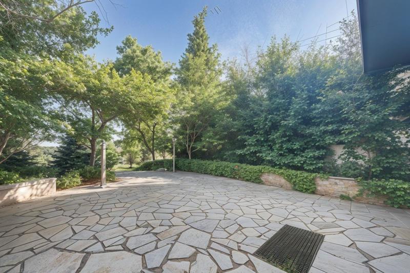 Local commercial - 195 m² - 6 pièces