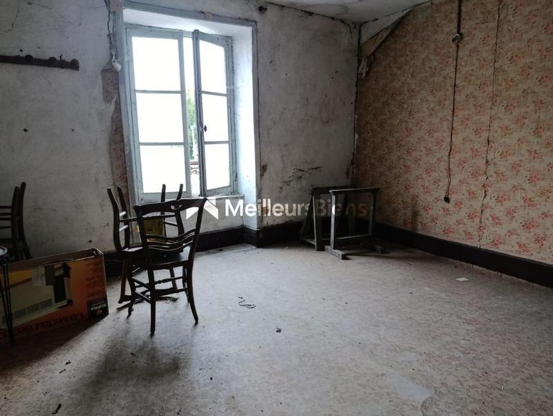 Maison - 85 m² - 6 pièces