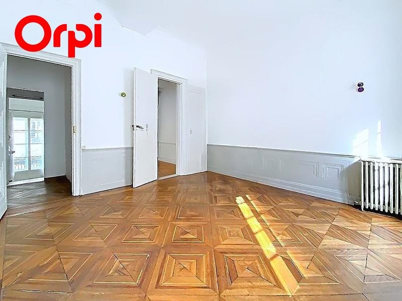 Appartement - 101 m² - 3 pièces