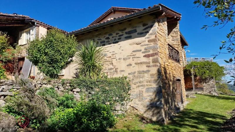 Demeure - 305 m² - 10 pièces