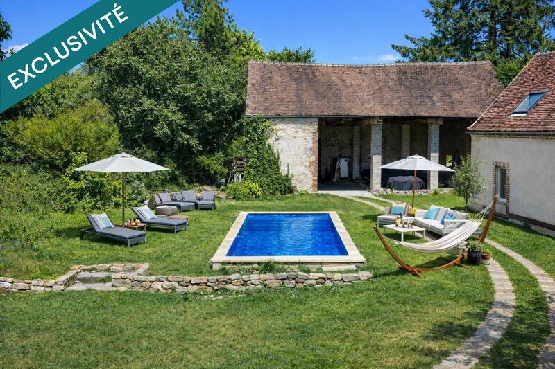 Maison - 296 m² - 9 pièces