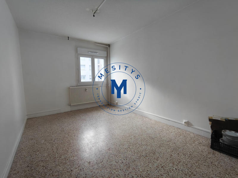 Appartement - 108 m² - 5 pièces