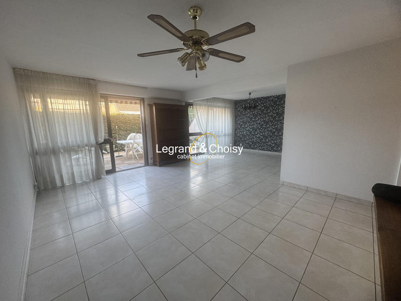 Appartement - 92 m² - 3 pièces