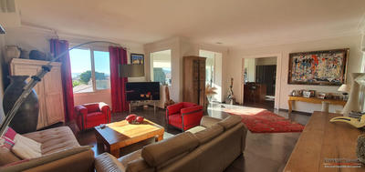 Appartement - 121 m² - 4 pièces