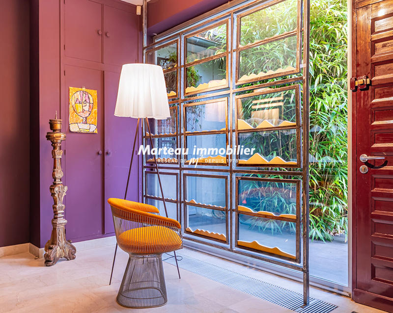 Demeure - 589 m² - 15 pièces