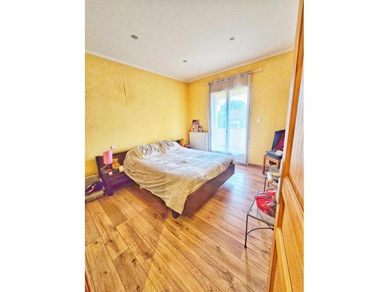 Villa - 207 m² - 7 pièces