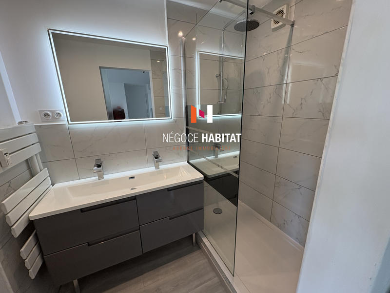 Appartement - 64 m² - 4 pièces