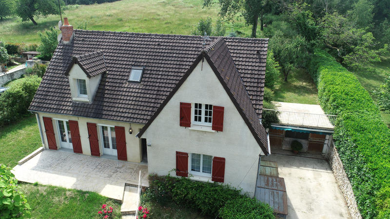 Maison - 185 m² - 10 pièces