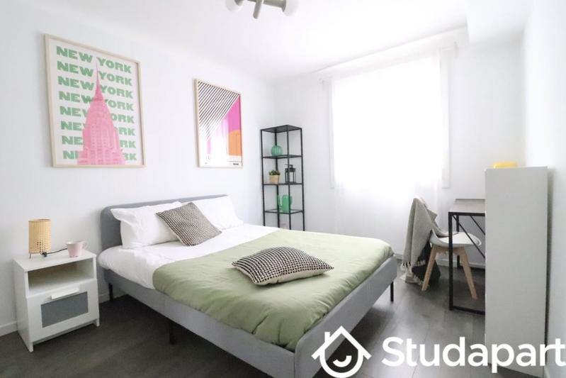 Chambre - 10 m² - 1 pièce