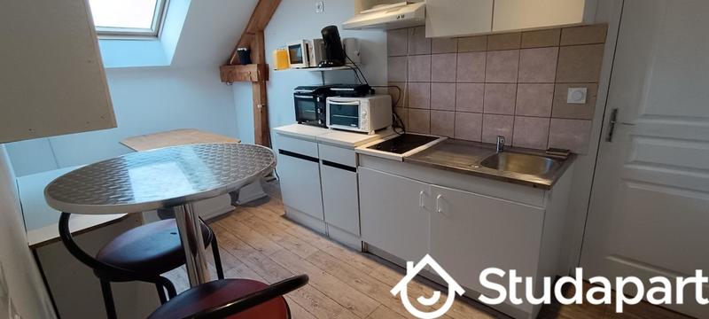 Chambre - 15 m² - 1 pièce