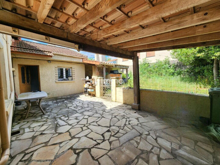 Maison - 127 m² - 6 pièces