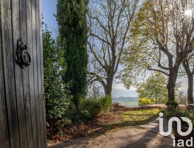 Maison - 183 m² - 5 pièces