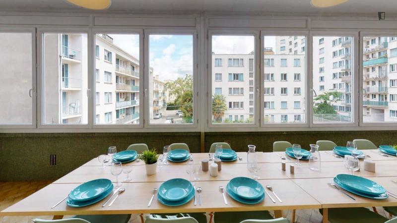 Chambre - 20 m² - 10 pièces