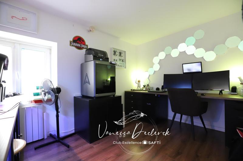 Maison - 80 m² - 4 pièces