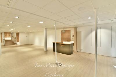 Local commercial - 170 m² - 3 pièces
