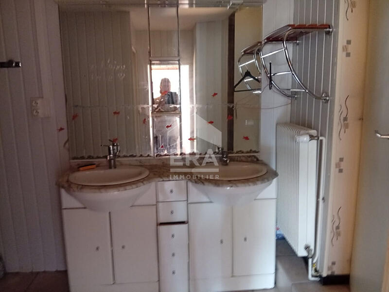 Maison - 145 m² - 7 pièces