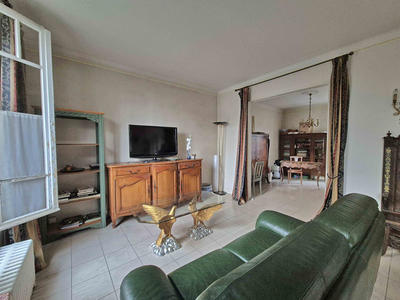 Maison - 98 m² - 5 pièces