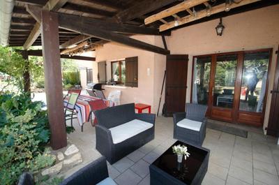 Maison traditionnelle - 353 m² - 10 pièces