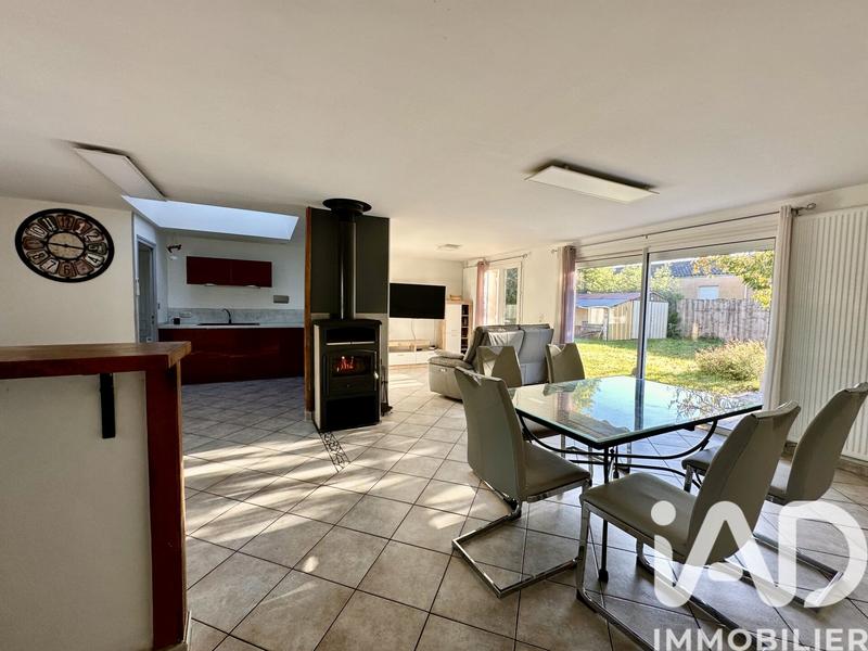 Maison - 152 m² - 8 pièces