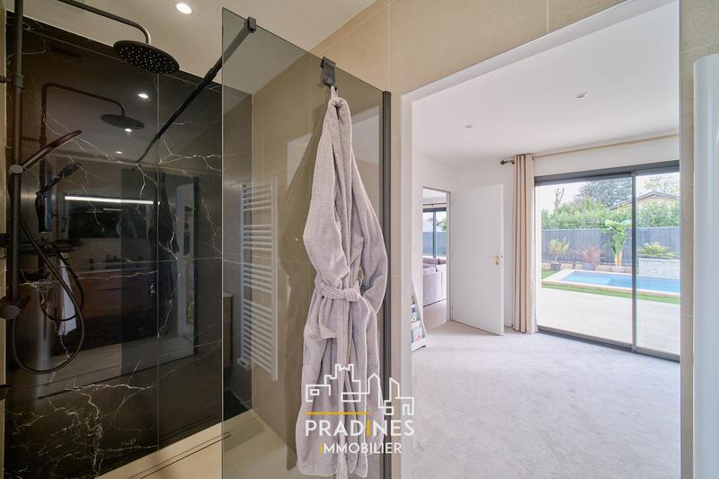 Maison - 121 m² - 5 pièces