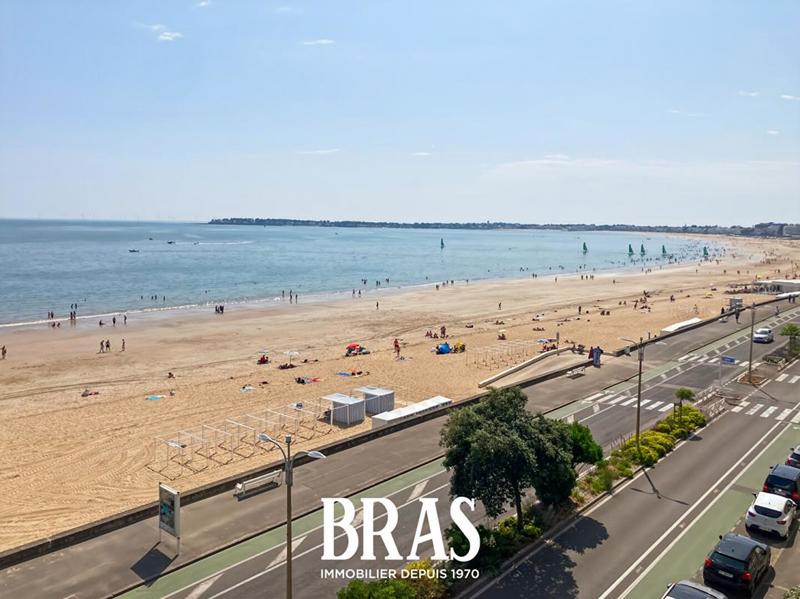 Appartement - 90 m² - 4 pièces