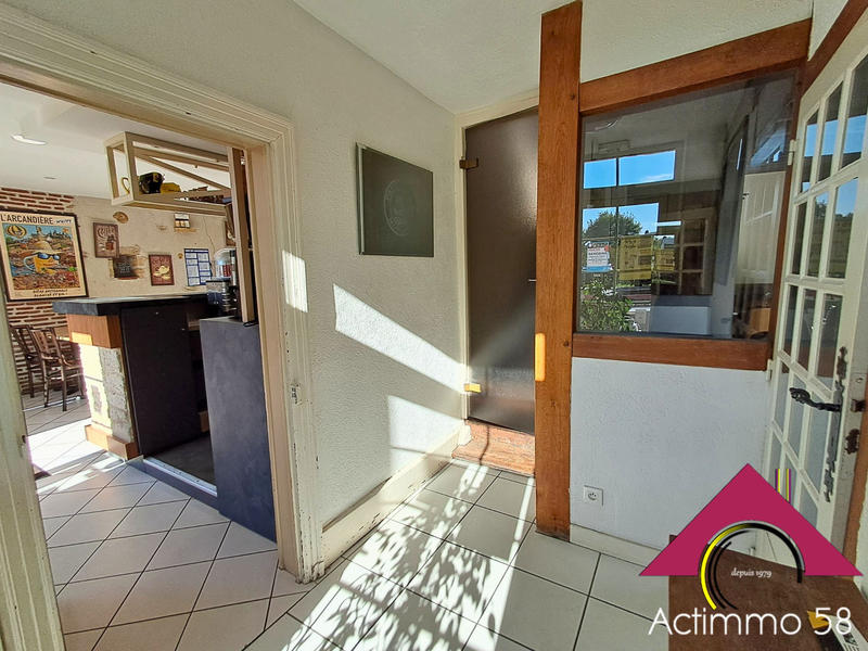 Fonds de commerce - Magasins - 1 080 m²