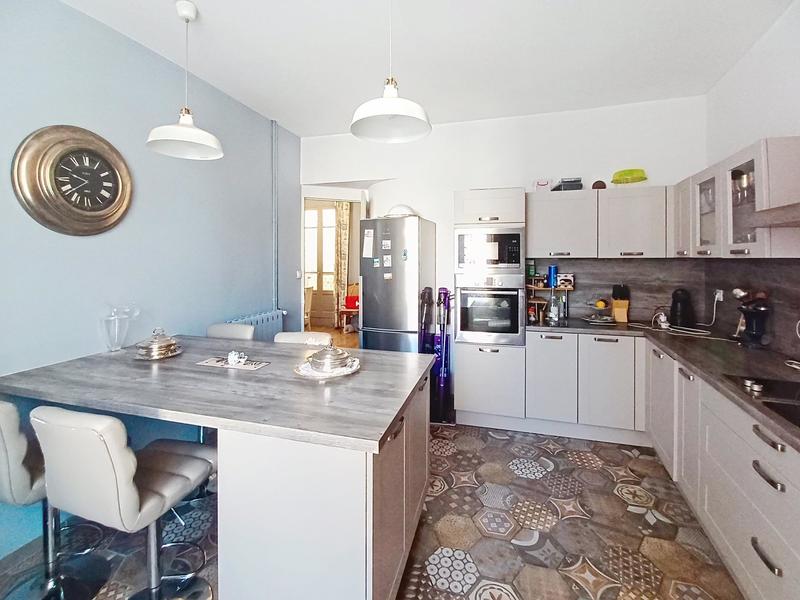 Appartement - 103 m² - 3 pièces