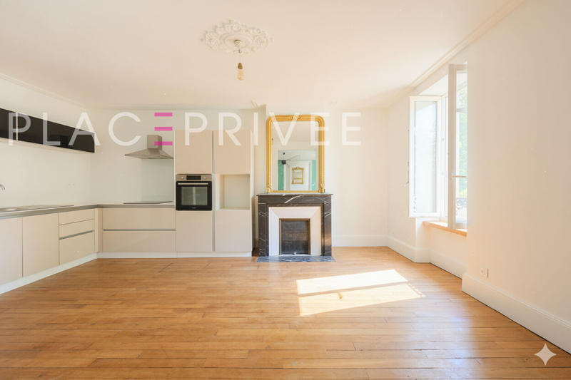 Appartement - 130 m² - 5 pièces