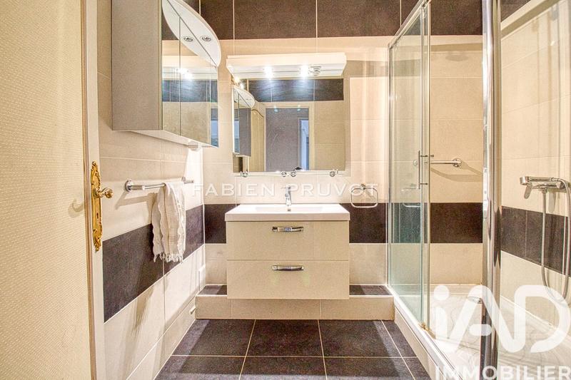 Appartement - 82 m² - 4 pièces