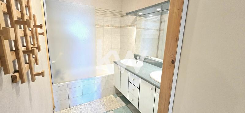 Appartement - 106 m² - 5 pièces