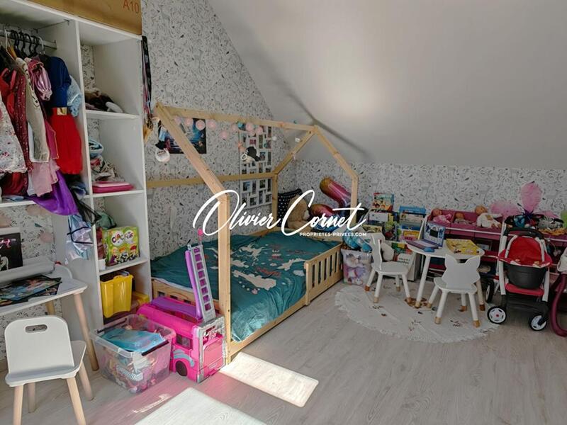 Maison - 90 m² - 4 pièces