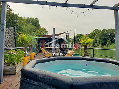 Maison - 200 m² - 6 pièces