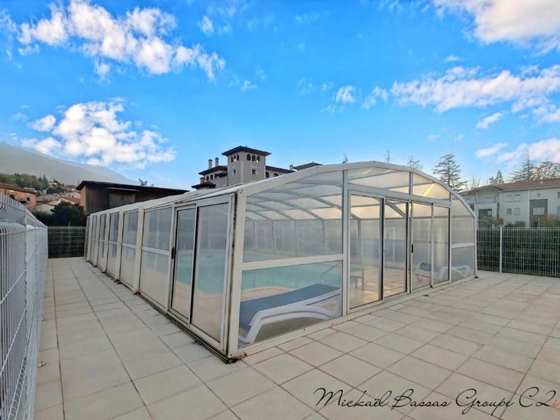 Appartement - 70 m² - 3 pièces