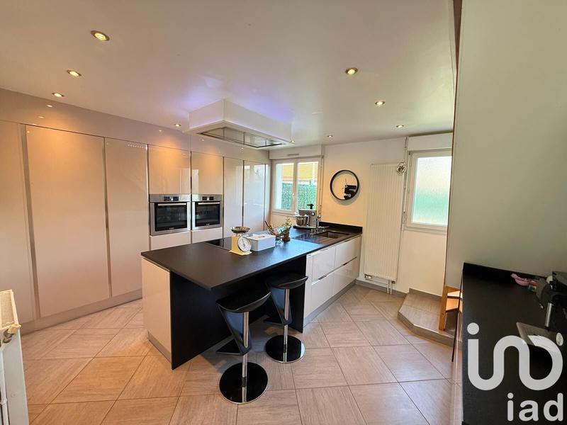 Maison - 149 m² - 6 pièces