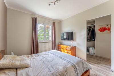 Maison - 181 m² - 7 pièces