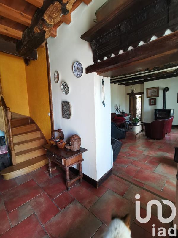 Maison - 236 m² - 8 pièces